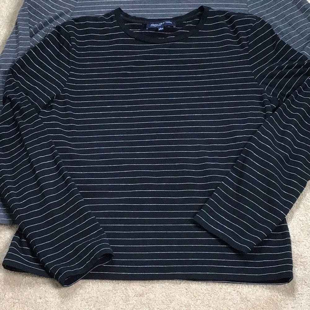Jones New York  cotton top with silver stripes.